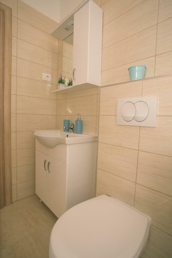 Apartments Kampanel Kastela Exterior photo