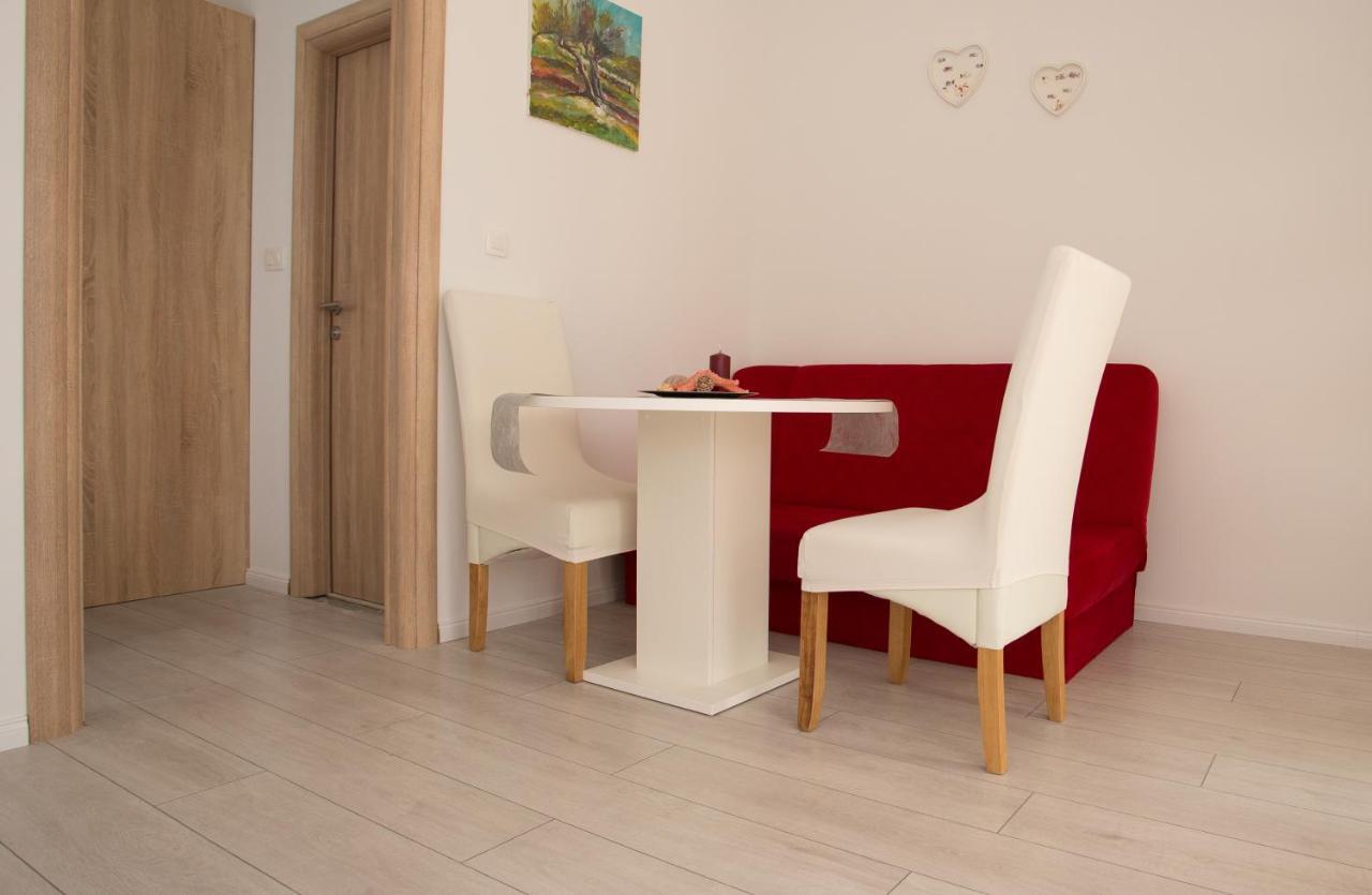 Apartments Kampanel Kastela Exterior photo